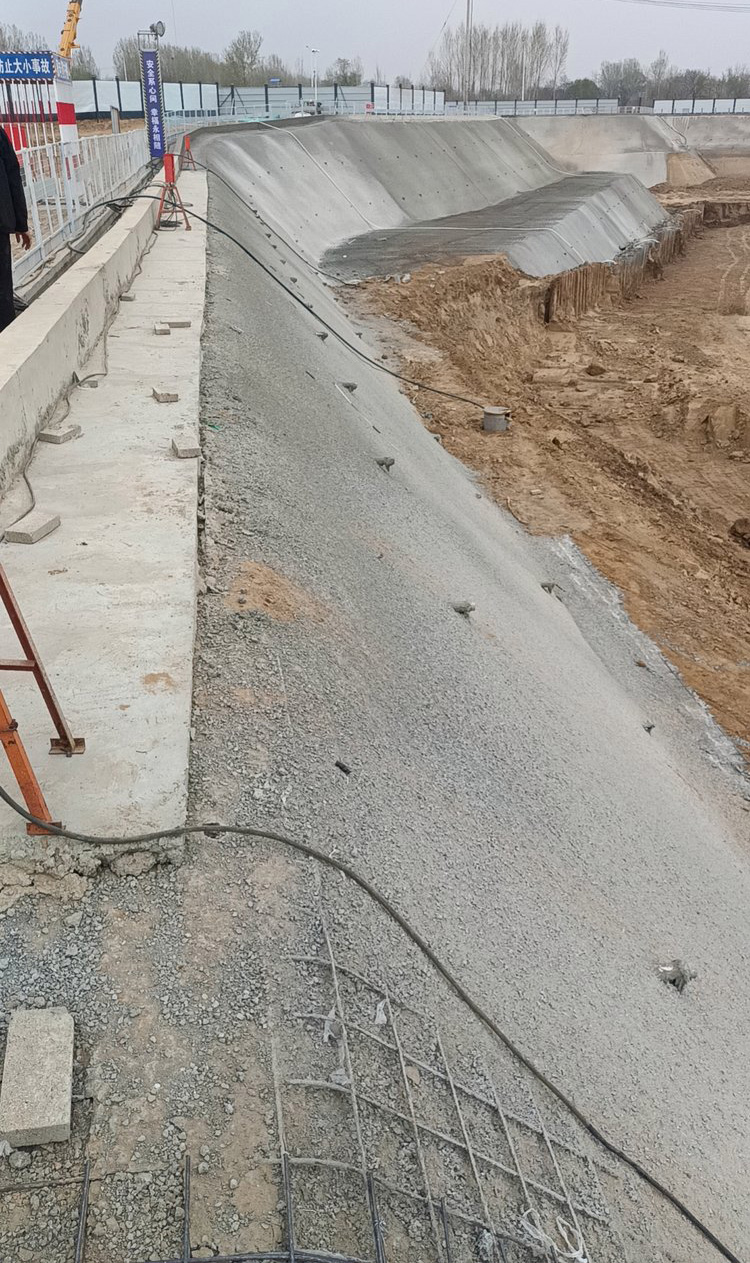 北京平谷区挂网喷浆